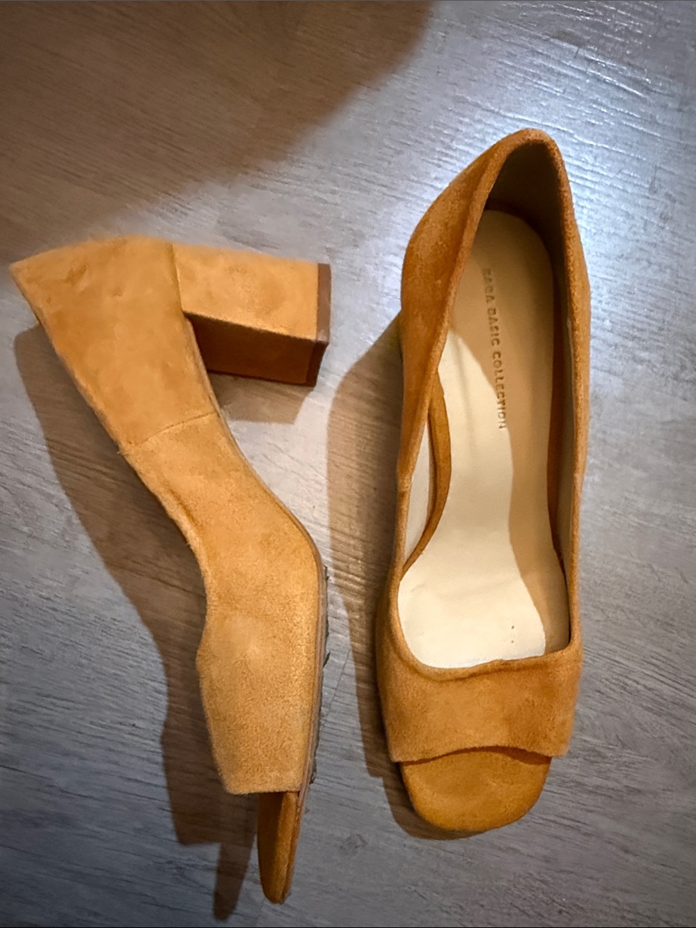 Zara Suede Block Heel Pumps in Camel by